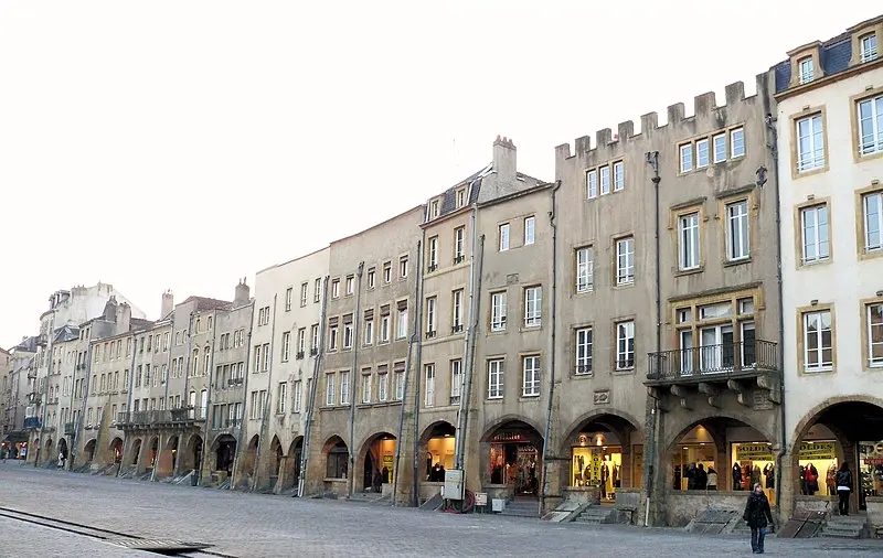 Foto von Heim - MOSSOT - © Creative Commons (https://creativecommons.org/licenses/by-sa/4.0/deed.fr)