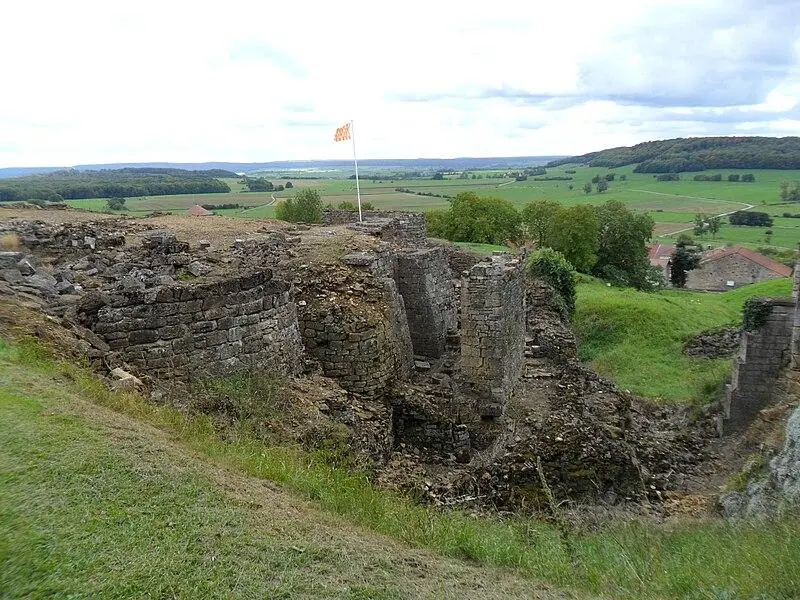 Foto de Restos del castillo - Laberus - © Creative Commons (https://creativecommons.org/licenses/by-sa/4.0/deed.fr)