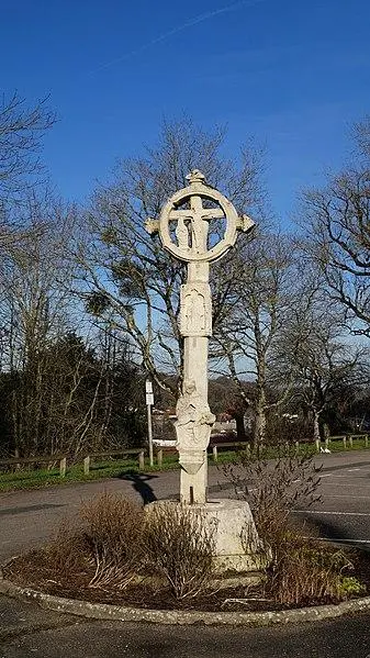 Foto von Dorfkreuz - Michel Favé - © Creative Commons (https://creativecommons.org/licenses/by-sa/4.0/deed.fr)