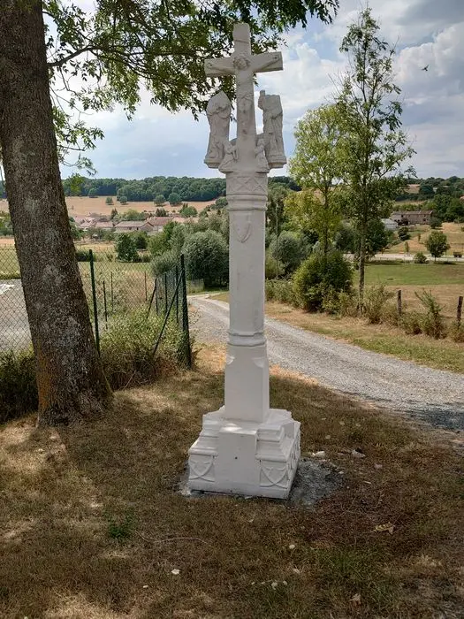 Foto de Cruz de camino llamado Croix Saint-Pierre - POP Plateforme Ouverte du Patrimoine / Base Mérimée - © Ministère de la Culture (France), Direction Régionale des Affaires Culturelles du Grand Est – Tous droits réservés 