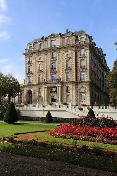 Foto von Thermalstation: Hotel Ensemble - Pymouss - © Creative Commons (https://creativecommons.org/licenses/by-sa/4.0/deed.fr)