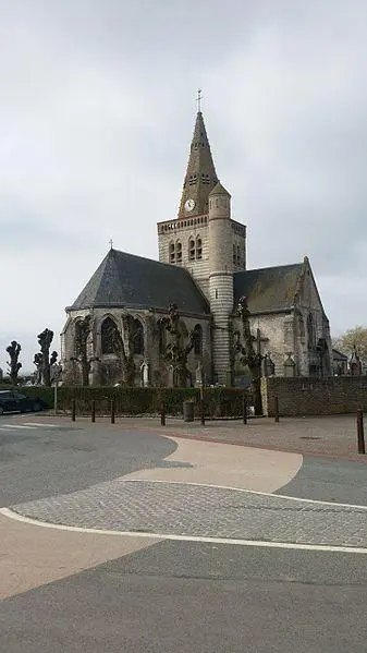 Foto de Iglesia de Saint-Jacques-Le-Majeur - Floflo62 - © Creative Commons (https://creativecommons.org/licenses/by-sa/4.0/deed.fr)