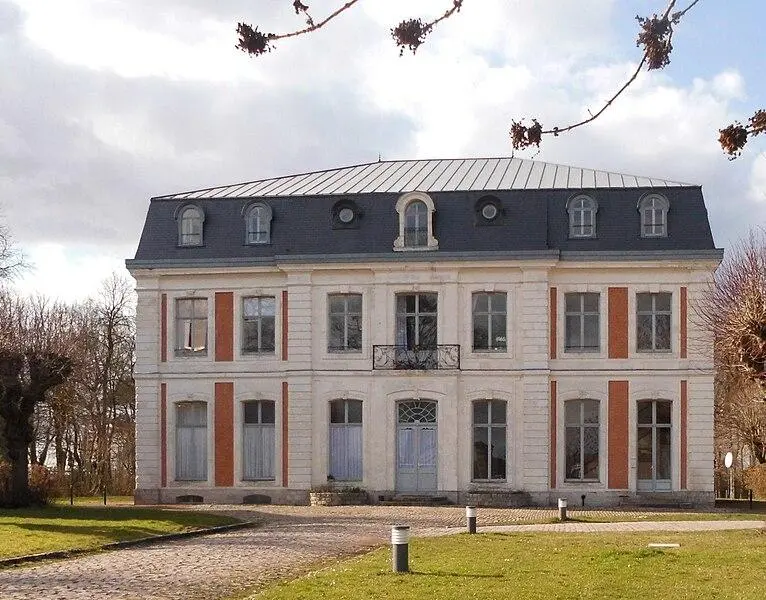 Foto von Schloss - Spotter2 - © Creative Commons (https://creativecommons.org/licenses/by-sa/4.0/deed.fr)