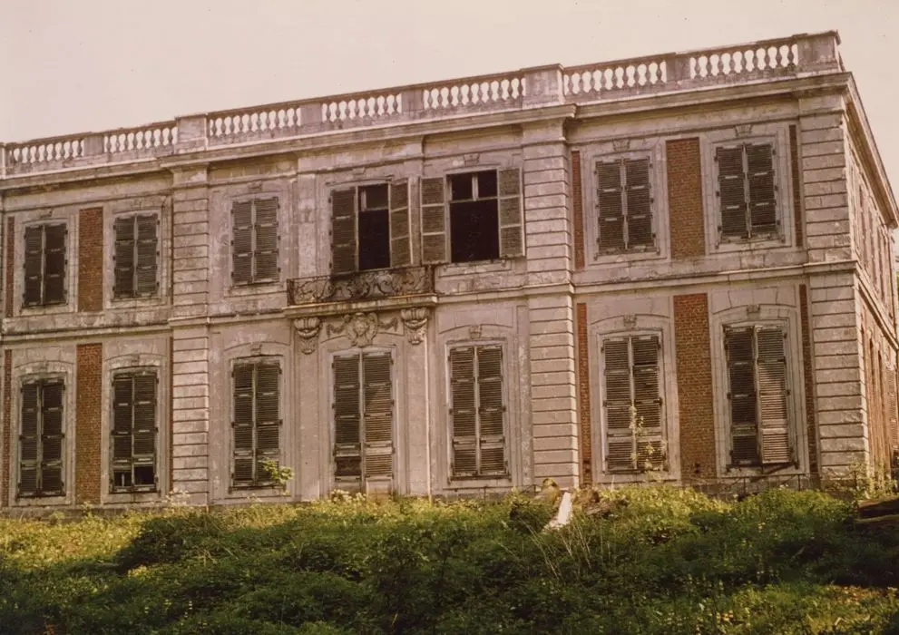 Foto von Schloss - POP Plateforme Ouverte du Patrimoine / Base Mérimée - © Ministère de la Culture (France), Médiathèque du patrimoine et de la photographie, tous droits réservés