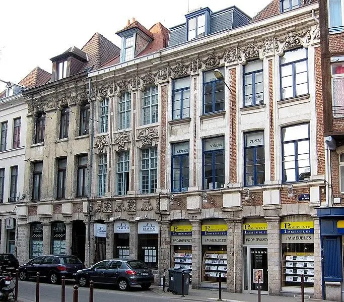Foto de Edificios - Velvet - © Creative Commons (https://creativecommons.org/licenses/by-sa/4.0/deed.fr)