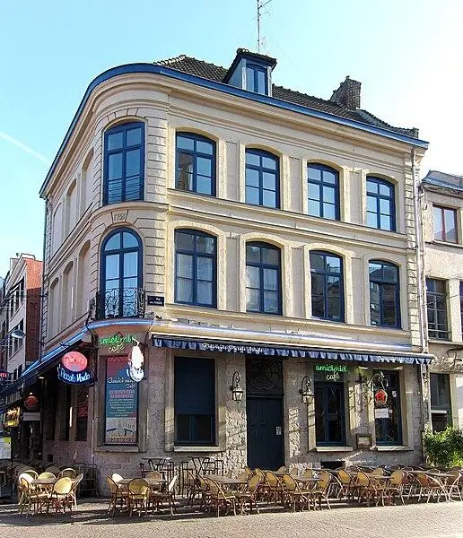 Foto von Heim - Velvet - © Creative Commons (https://creativecommons.org/licenses/by-sa/4.0/deed.fr)