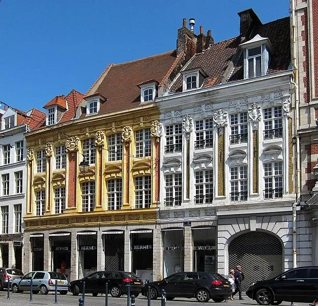Foto de Casas - Velvet - © Creative Commons (https://creativecommons.org/licenses/by-sa/4.0/deed.fr)