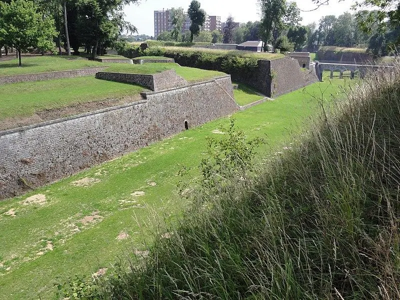 Foto de Fortificaciones - Havang(nl) - © Creative Commons (https://creativecommons.org/licenses/by-sa/4.0/deed.fr)