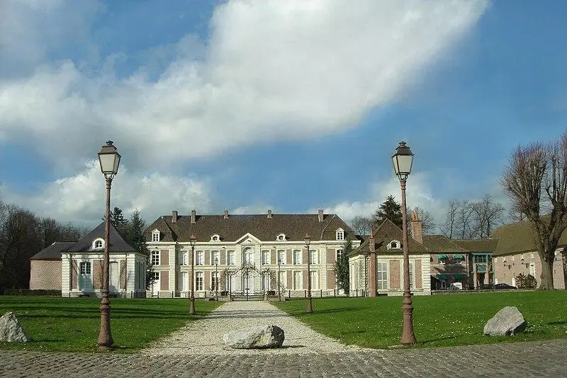 Foto von Château de Bernicourt und seine Farm - Ottaviani Serge - © Creative Commons (https://creativecommons.org/licenses/by-sa/4.0/deed.fr)