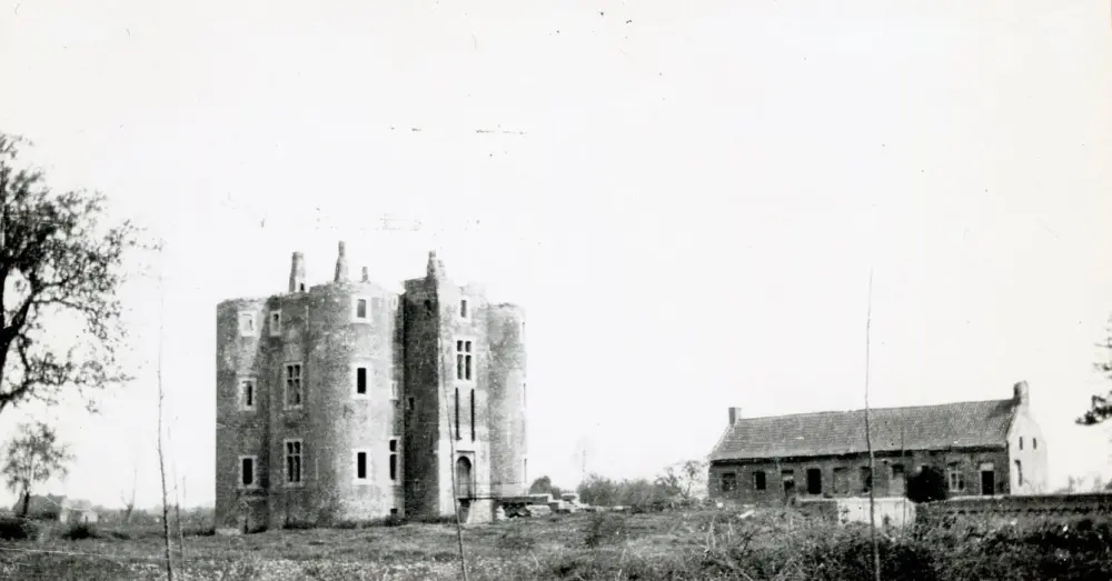 Foto von Überreste des Château du Loir - POP Plateforme Ouverte du Patrimoine / Base Mérimée - © Ministère de la Culture (France), Médiathèque du patrimoine et de la photographie, Tous droits réservés