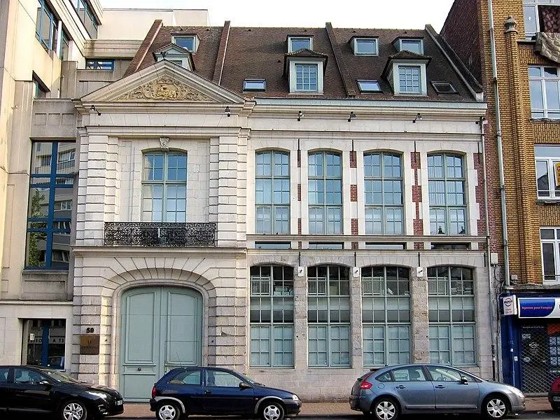 Foto von Gebäude - Velvet - © Creative Commons (https://creativecommons.org/licenses/by-sa/4.0/deed.fr)