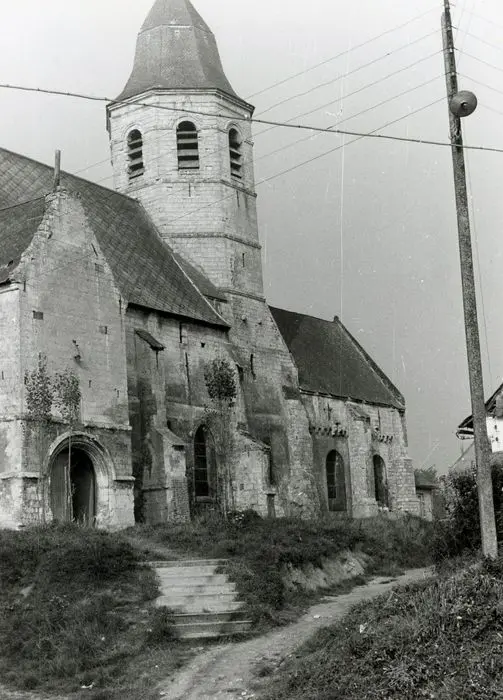 Foto von Saint-Pierre Kirche - POP Plateforme Ouverte du Patrimoine / Base Mérimée - © Ministère de la Culture (France), Médiathèque du patrimoine et de la photographie, tous droits réservés