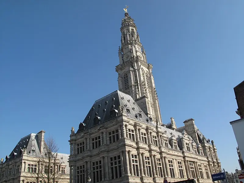 Foto di Campanile - MarcJP46 - © Creative Commons (https://creativecommons.org/licenses/by-sa/4.0/deed.fr)