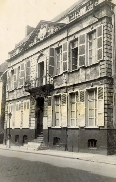 Foto de Hotel antiguo en Lur-Saluces - POP Plateforme Ouverte du Patrimoine / Base Mérimée - © Ministère de la Culture (France), Médiathèque du patrimoine et de la photographie, Tous droits réservés