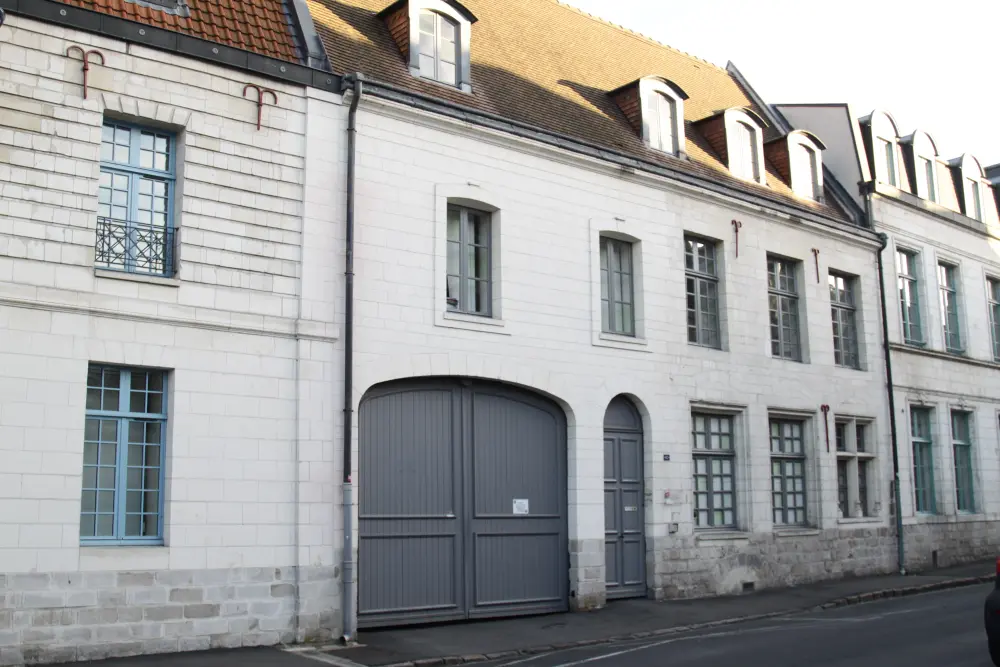 Foto von Heim - Sous licence Creative Commons (https://creativecommons.org/licenses/by-sa/4.0/deed.fr) - Par Troyeseffigy - © Creative Commons (https://creativecommons.org/licenses/by-sa/4.0/deed.fr)