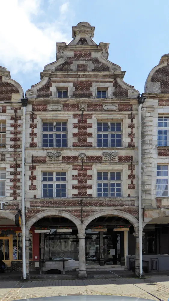 Foto von Gebäude - Sous licence Creative Commons (https://creativecommons.org/licenses/by-sa/4.0/deed.fr) - Par Pierre André Leclercq - © Creative Commons (https://creativecommons.org/licenses/by-sa/4.0/deed.fr)