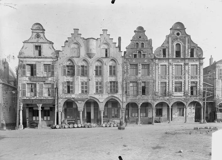 Foto von Gebäude - Sous licence Creative Commons (https://creativecommons.org/licenses/by-sa/4.0/deed.fr) - Par Gzen92Bot - © Creative Commons (https://creativecommons.org/licenses/by-sa/4.0/deed.fr)