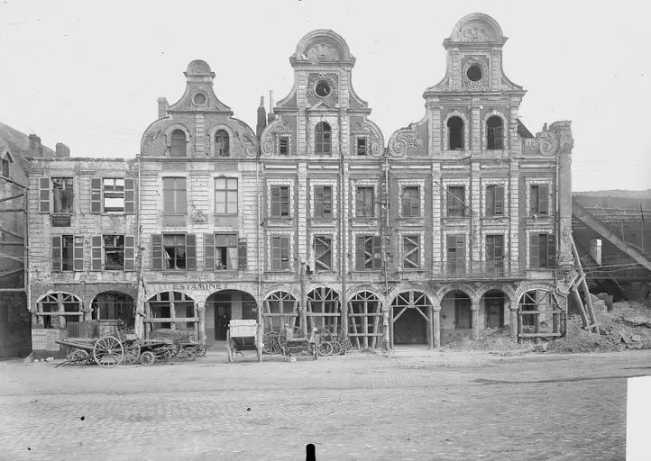 Foto von Gebäude - Sous licence Creative Commons (https://creativecommons.org/licenses/by-sa/4.0/deed.fr) - Par Gzen92Bot - © Creative Commons (https://creativecommons.org/licenses/by-sa/4.0/deed.fr)