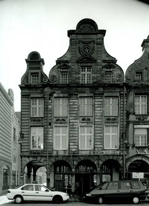 Foto di Edificio - POP Plateforme Ouverte du Patrimoine / Base Mérimée - © Ministère de la Culture (France), Médiathèque du patrimoine et de la photographie, tous droits réservés