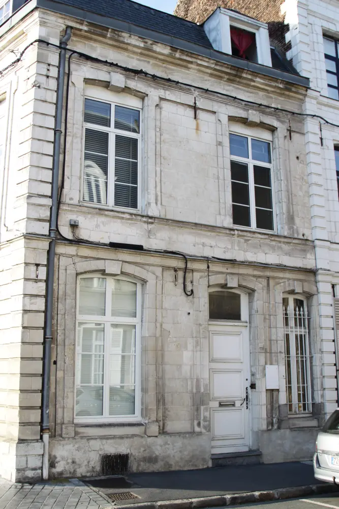 Foto di Casa - Sous licence Creative Commons (https://creativecommons.org/licenses/by-sa/4.0/deed.fr) - Par Troyeseffigy - © Creative Commons (https://creativecommons.org/licenses/by-sa/4.0/deed.fr)