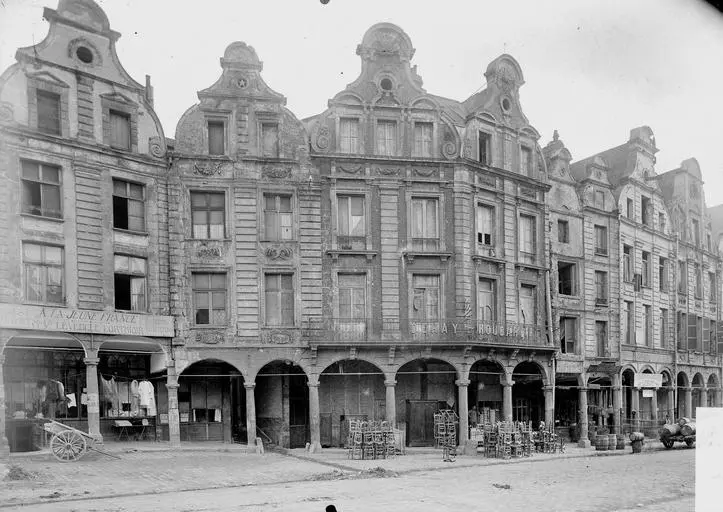 Foto de Edificio - Sous licence Creative Commons (https://creativecommons.org/licenses/by-sa/4.0/deed.fr) - Par Gzen92Bot - © Creative Commons (https://creativecommons.org/licenses/by-sa/4.0/deed.fr)