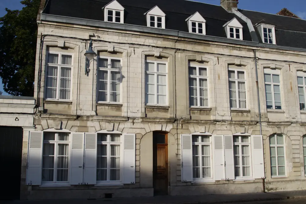 Picture of Home - Sous licence Creative Commons (https://creativecommons.org/licenses/by-sa/4.0/deed.fr) - Par Troyeseffigy - © Creative Commons (https://creativecommons.org/licenses/by-sa/4.0/deed.fr)