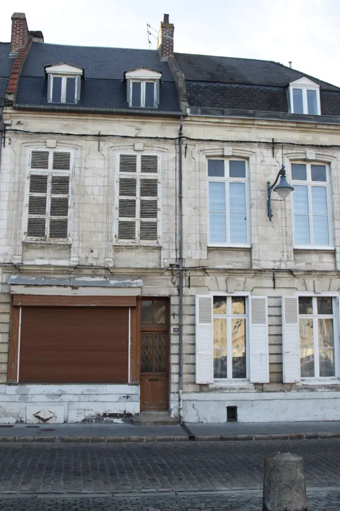 Foto de Hogar - Sous licence Creative Commons (https://creativecommons.org/licenses/by-sa/4.0/deed.fr) - Par Troyeseffigy - © Creative Commons (https://creativecommons.org/licenses/by-sa/4.0/deed.fr)