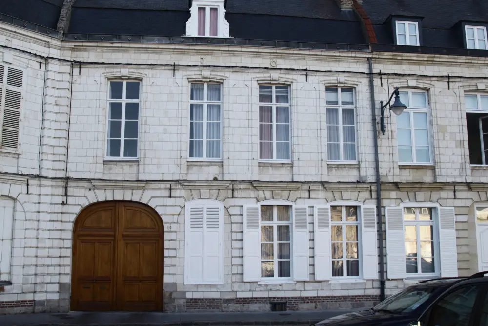 Foto di Casa - Sous licence Creative Commons (https://creativecommons.org/licenses/by-sa/4.0/deed.fr) - Par Troyeseffigy - © Creative Commons (https://creativecommons.org/licenses/by-sa/4.0/deed.fr)