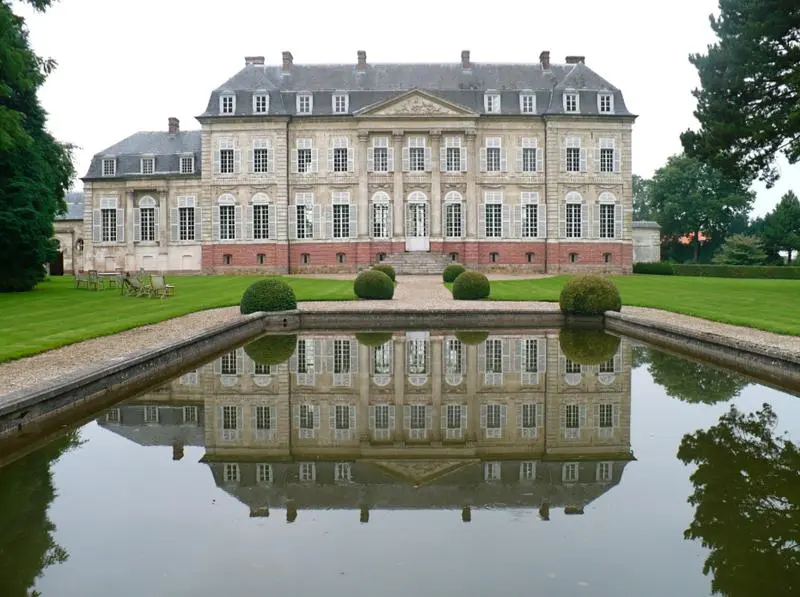 Foto de Castillo de Varlemont - Liondartois - © Creative Commons (https://creativecommons.org/licenses/by-sa/4.0/deed.fr)