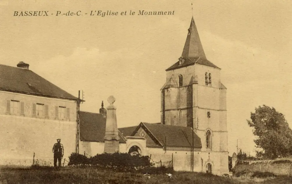 Foto di Chiesa - POP Plateforme Ouverte du Patrimoine / Base Mérimée - © Ministère de la Culture (France), Médiathèque du patrimoine et de la photographie, tous droits réservés