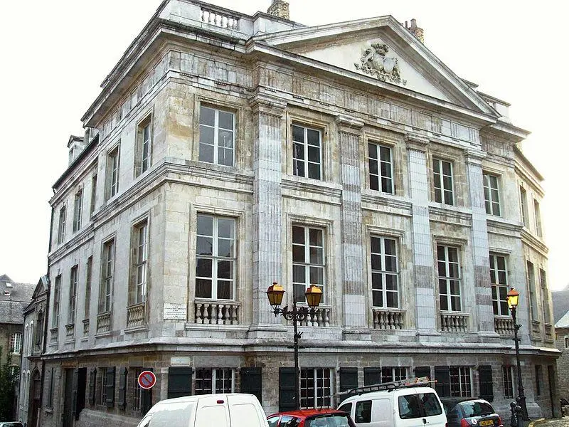 Foto von Hotel Desandrouins, sagt auch Imperial Palace - MOSSOT - © Creative Commons (https://creativecommons.org/licenses/by-sa/4.0/deed.fr)