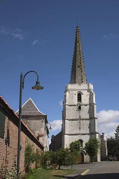 Foto von Kirche - Auteur inconnu - © Creative Commons (https://creativecommons.org/licenses/by-sa/4.0/deed.fr)