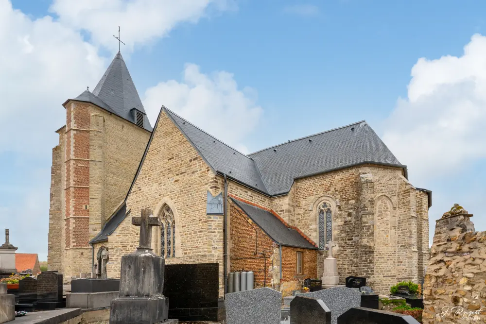 Foto von Kirche - Sous licence Creative Commons (https://creativecommons.org/licenses/by-sa/4.0/deed.fr) - Par Jacques Rocquet - © Creative Commons (https://creativecommons.org/licenses/by-sa/4.0/deed.fr)