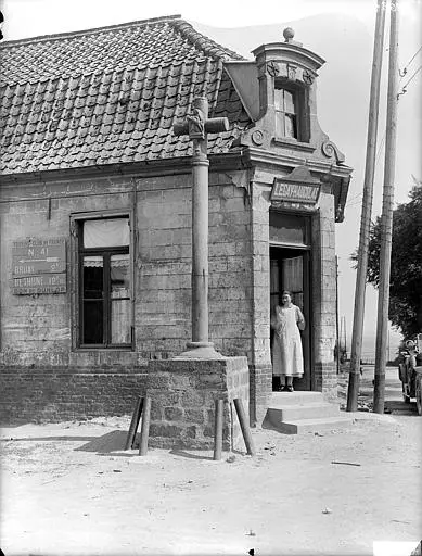 Foto de Cruz de arenisca - POP Plateforme Ouverte du Patrimoine / Base Mérimée - © Ministère de la Culture (France), Médiathèque du patrimoine et de la photographie, diffusion RMN-GP