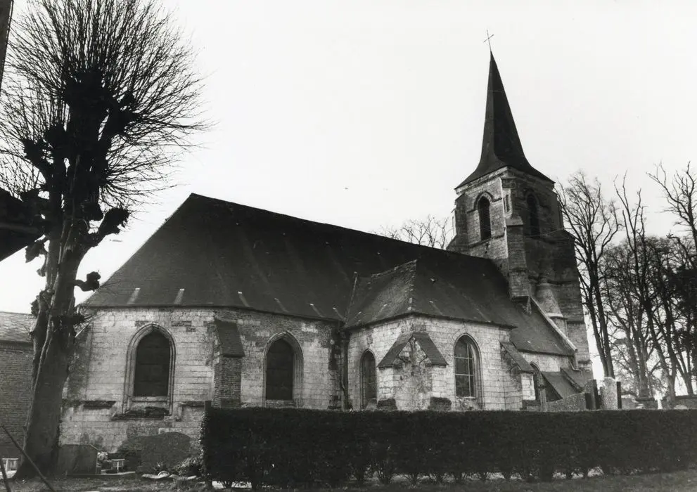 Foto von Saint-Eloi-Kirche - POP Plateforme Ouverte du Patrimoine / Base Mérimée - © Ministère de la Culture (France), Médiathèque du patrimoine et de la photographie, Tous droits réservés 