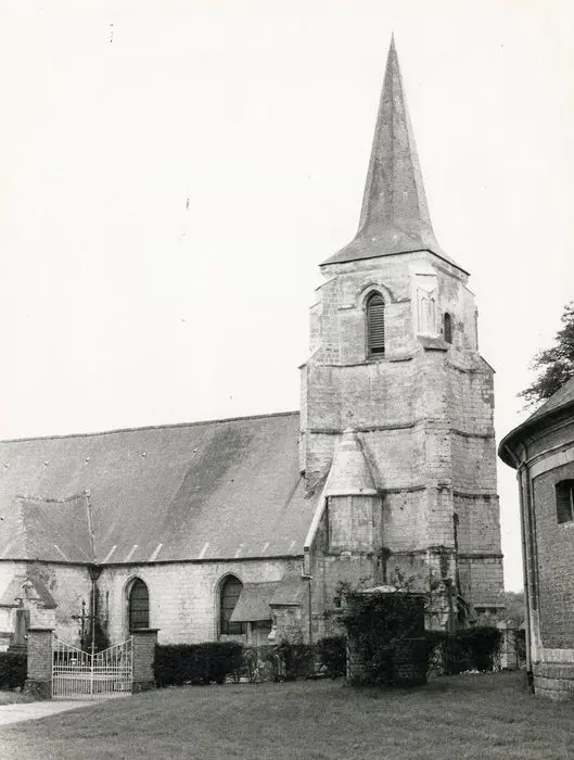 Foto von Saint-Eloi-Kirche - POP Plateforme Ouverte du Patrimoine / Base Mérimée - © Ministère de la Culture (France), Médiathèque du patrimoine et de la photographie, Tous droits réservés 