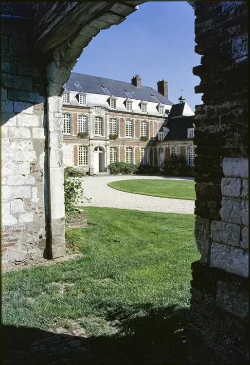 Foto de Castillo - POP Plateforme Ouverte du Patrimoine / Base Mérimée - © Donation VMF, Ministère de la Culture (France), Médiathèque du patrimoine et de la photographie, diffusion GrandPalaisRmn Photo