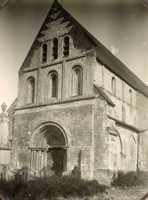 Foto di Chiesa - POP Plateforme Ouverte du Patrimoine / Base Mérimée - © Ministère de la Culture (France), Médiathèque du patrimoine et de la photographie, Tous droits réservés 