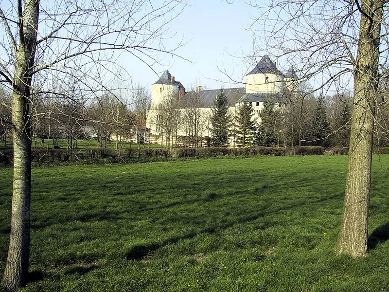 Foto von Schloss - Pir6mon - © Creative Commons (https://creativecommons.org/licenses/by-sa/4.0/deed.fr)