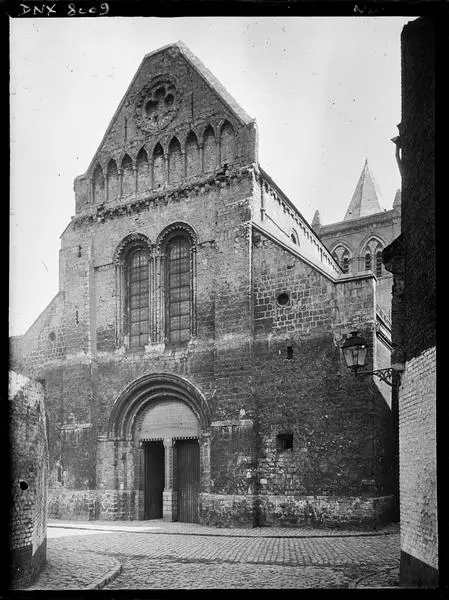 Picture of Saint-Omer Church - POP Plateforme Ouverte du Patrimoine / Base Mérimée - © Ministère de la Culture (France), Médiathèque du patrimoine et de la photographie, diffusion RMN-GP
