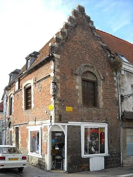 Foto di Casa argevenziale - Benjism89 - © Creative Commons (https://creativecommons.org/licenses/by-sa/4.0/deed.fr)