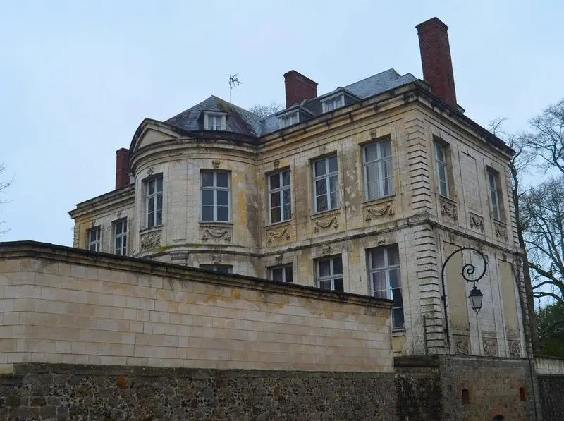 Foto de Ex Hotel du Maréchal d'Acary-de-la-rivière - POP Plateforme Ouverte du Patrimoine / Base Mérimée - © Ministère de la Culture (France), Médiathèque du patrimoine et de la photographie, diffusion RMN-GP