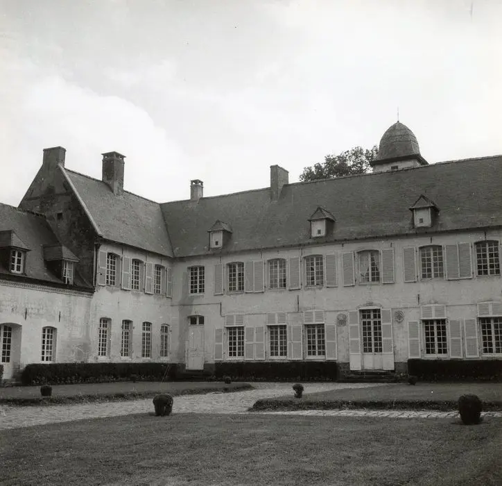 Foto de Castillo - POP Plateforme Ouverte du Patrimoine / Base Mérimée - © Ministère de la Culture (France), Médiathèque du patrimoine et de la photographie, Tous droits réservés 