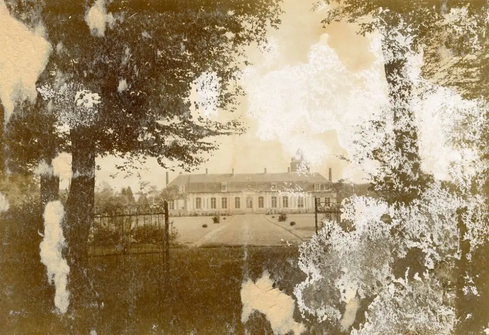 Foto di Castello di Grosville - POP Plateforme Ouverte du Patrimoine / Base Mérimée - © Ministère de la Culture (France), Médiathèque du patrimoine et de la photographie, Tous droits réservés 