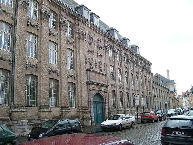 Foto de Ex universidad jesuita inglesa - Original uploader was WDH62500 at fr.wikipedia - © Creative Commons (https://creativecommons.org/licenses/by-sa/4.0/deed.fr)