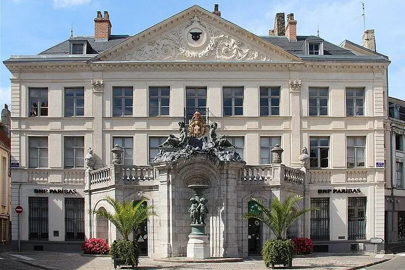 Foto de Edificio - Jean-Pol GRANDMONT - © Creative Commons (https://creativecommons.org/licenses/by-sa/4.0/deed.fr)