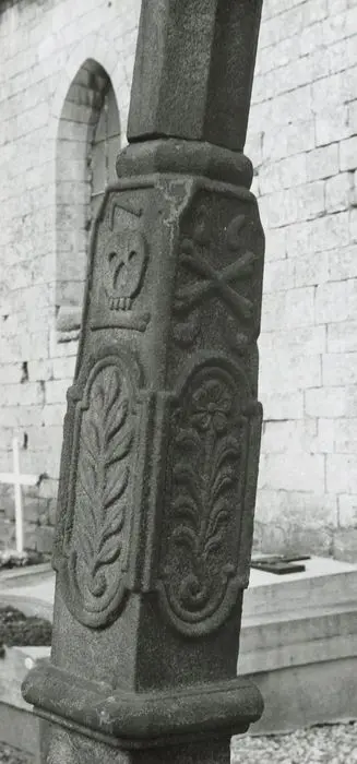 Foto von Steinkreuz - POP Plateforme Ouverte du Patrimoine / Base Mérimée - © Ministère de la Culture (France), Médiathèque du patrimoine et de la photographie, tous droits réservés