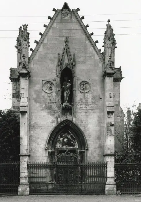 Foto di Cappella di Saint-sang - POP Plateforme Ouverte du Patrimoine / Base Mérimée - © Ministère de la Culture (France), Médiathèque du patrimoine et de la photographie, tous droits réservés