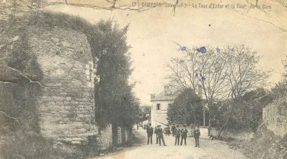 Foto di Campbon Castello (vecchio) - POP Plateforme Ouverte du Patrimoine / Base Mérimée - © Ministère de la Culture (France), Médiathèque du patrimoine et de la photographie, tous droits réservés