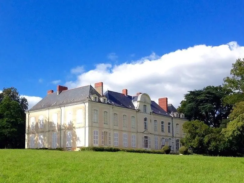Foto de Château de la Mesnerie - Vincent Valentin - © Creative Commons (https://creativecommons.org/licenses/by-sa/4.0/deed.fr)
